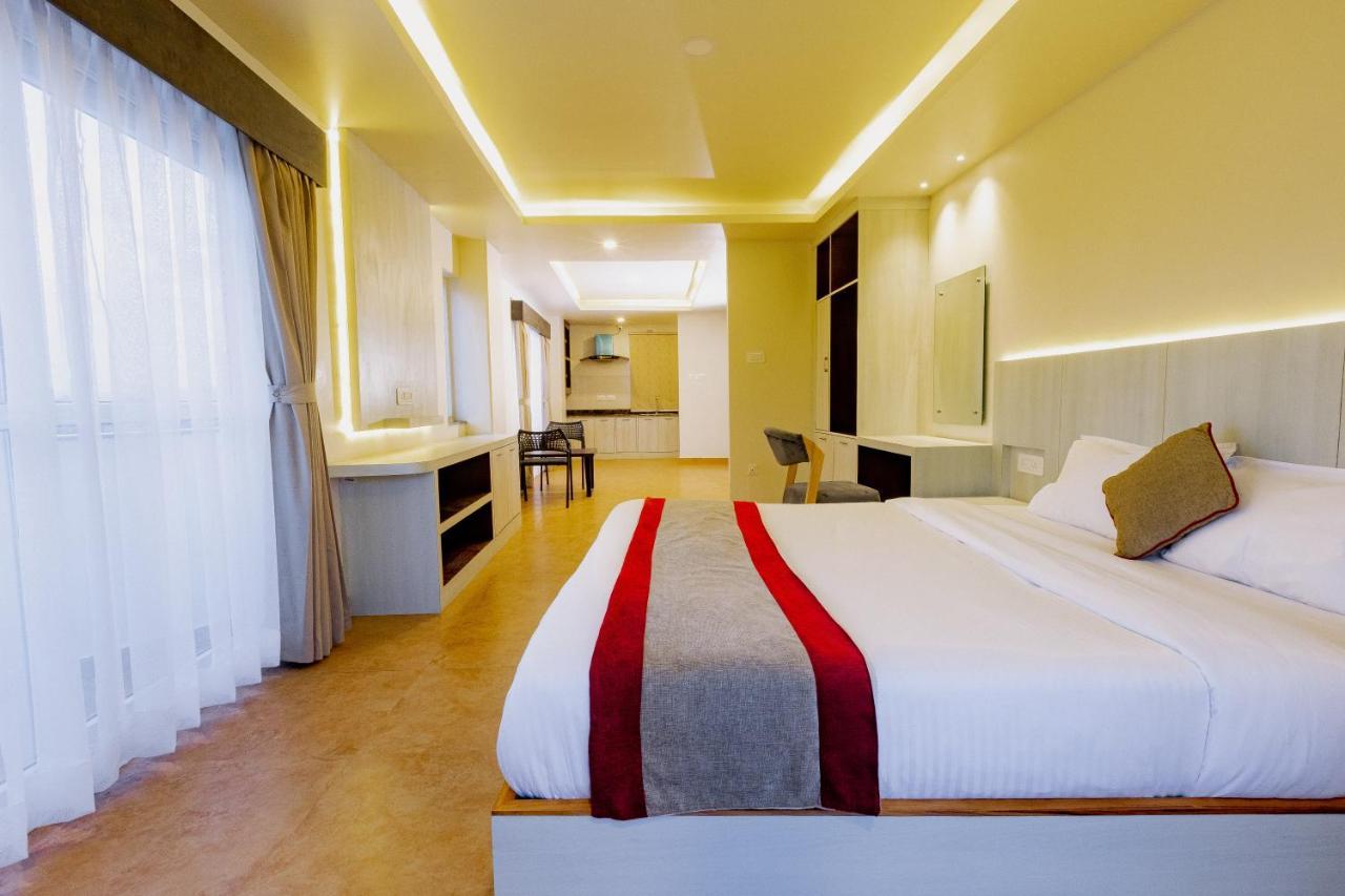 Ferienwohnung Poms Penthouse Pokhara Exterior foto