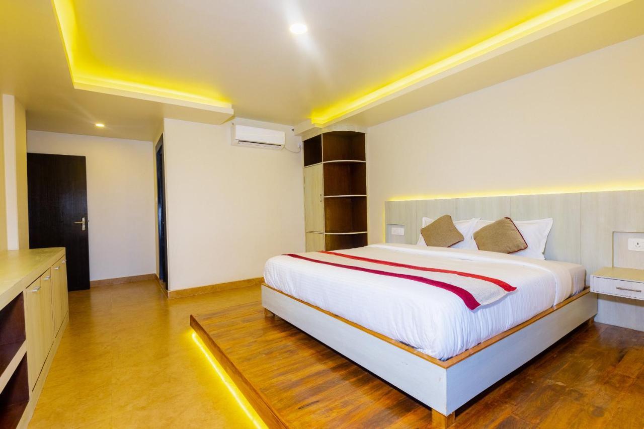 Ferienwohnung Poms Penthouse Pokhara Exterior foto