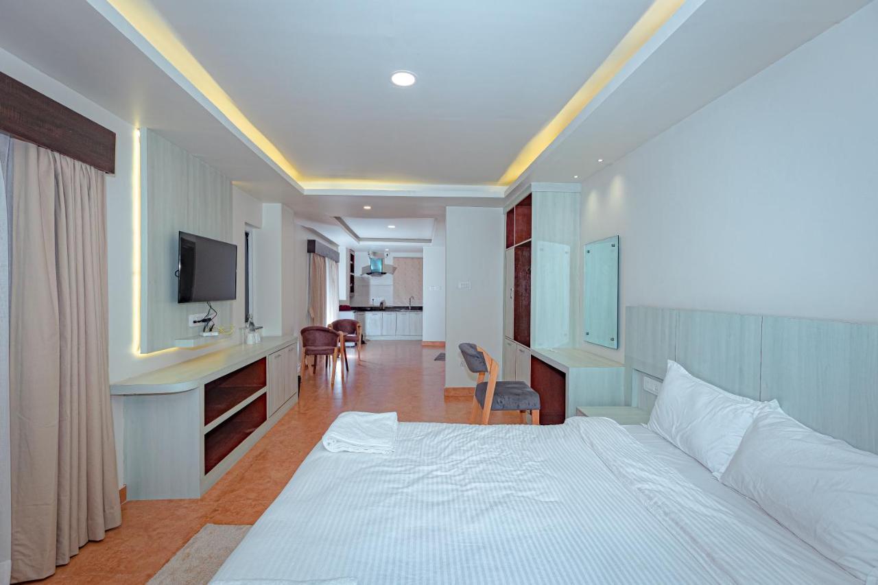 Ferienwohnung Poms Penthouse Pokhara Exterior foto
