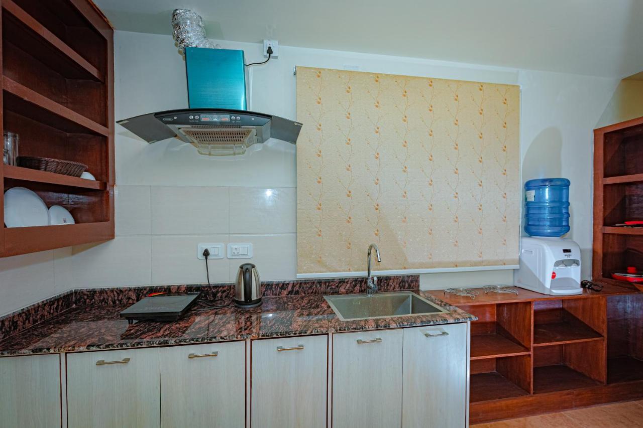 Ferienwohnung Poms Penthouse Pokhara Exterior foto